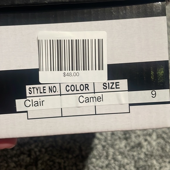 Studded flats - Picture 3 of 4